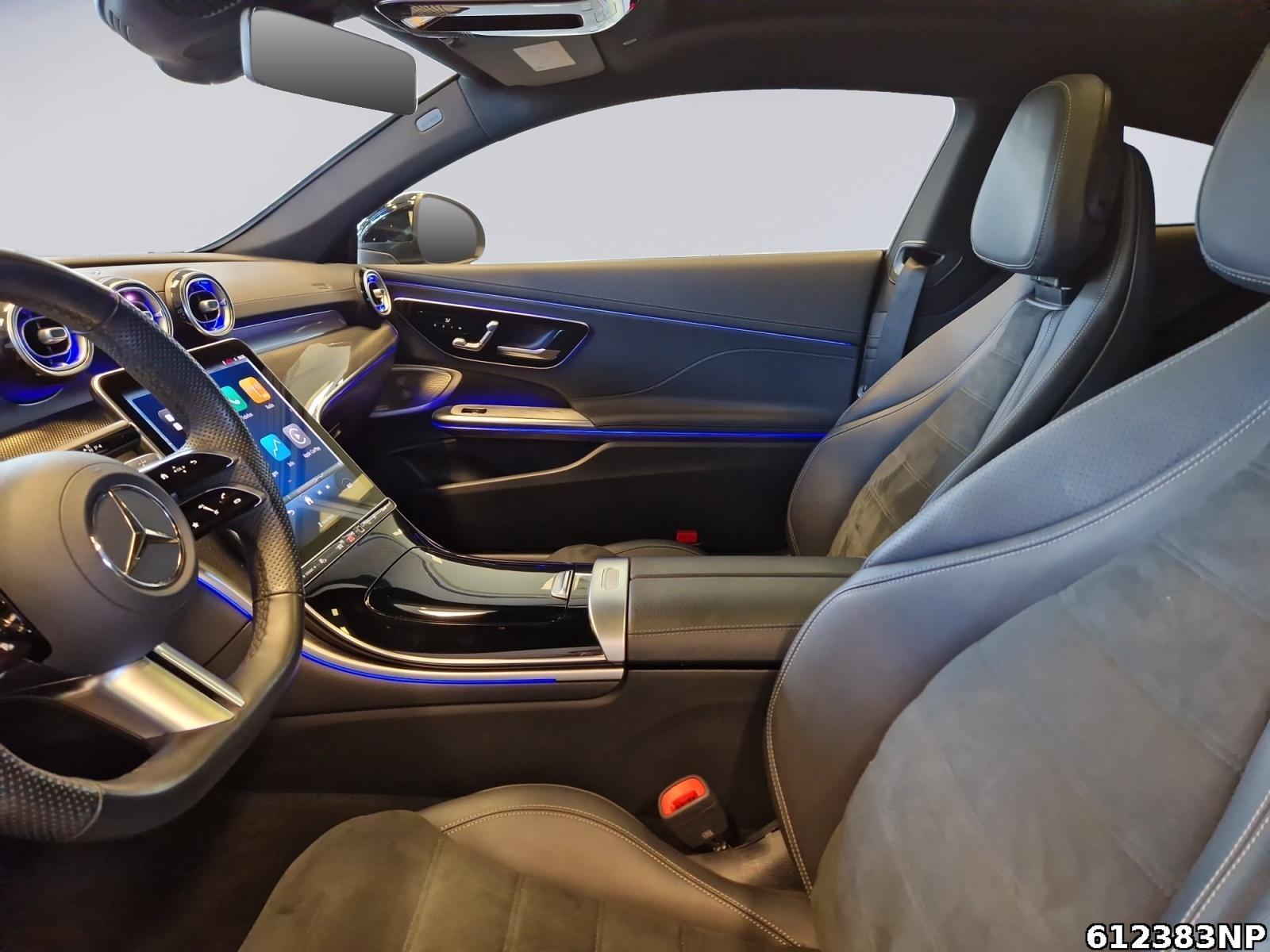 Fahrzeugabbildung Mercedes-Benz CLE 300 4M AMG Coupé Pano Night Burmester Memory