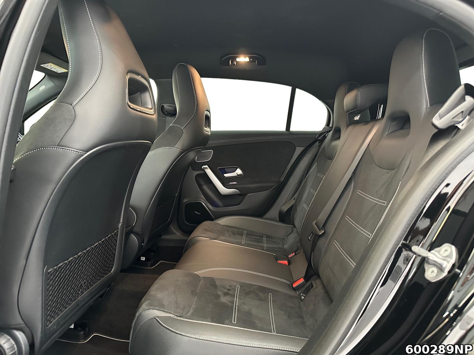 Fahrzeugabbildung Mercedes-Benz A 250 AMG Night Kamera 19