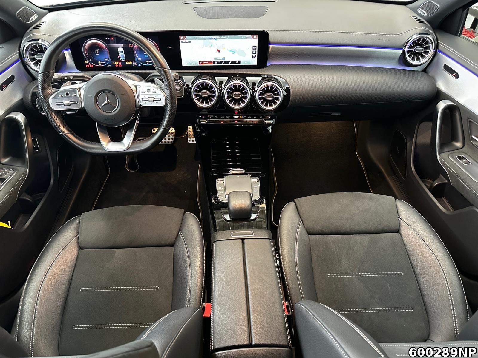 Fahrzeugabbildung Mercedes-Benz A 250 AMG Night Kamera 19