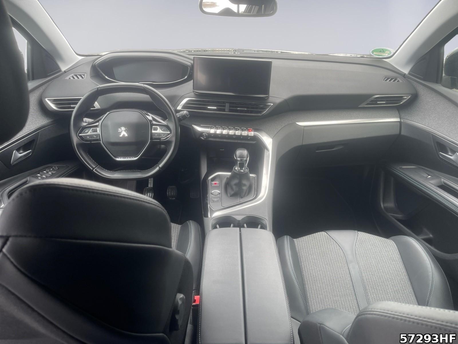 Fahrzeugabbildung Peugeot 3008 Allure Pack MOPF +SHZ+RFK+CARPLAY+LED