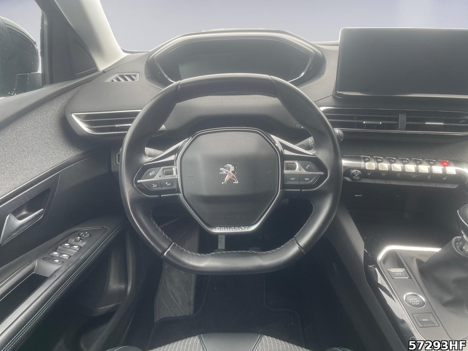 Fahrzeugabbildung Peugeot 3008 Allure Pack MOPF +SHZ+RFK+CARPLAY+LED