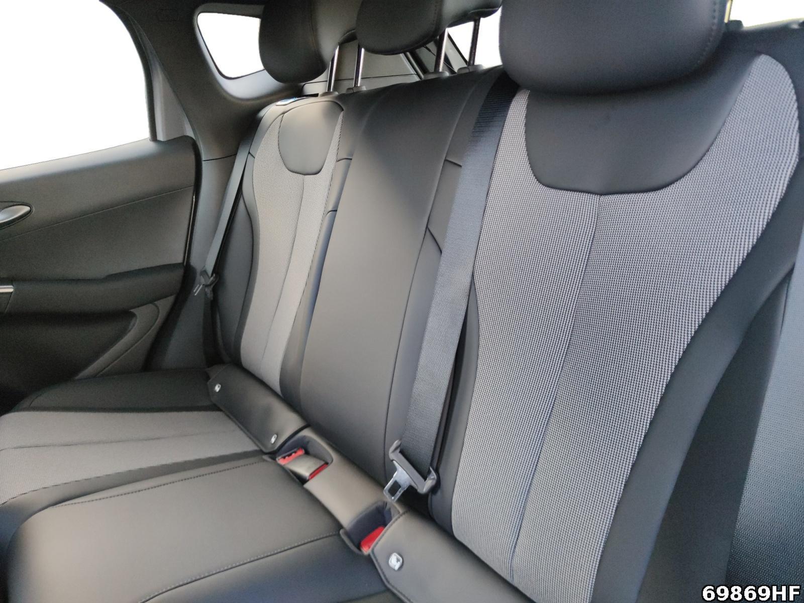 Fahrzeugabbildung BYD Dolphin G DM-i Comfort HUD V2L 105 km elektrisch