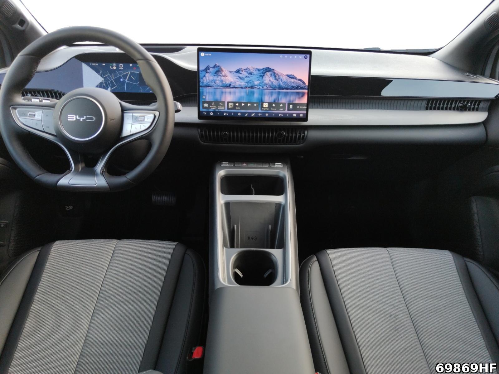 Fahrzeugabbildung BYD Dolphin G DM-i Comfort HUD V2L 105 km elektrisch