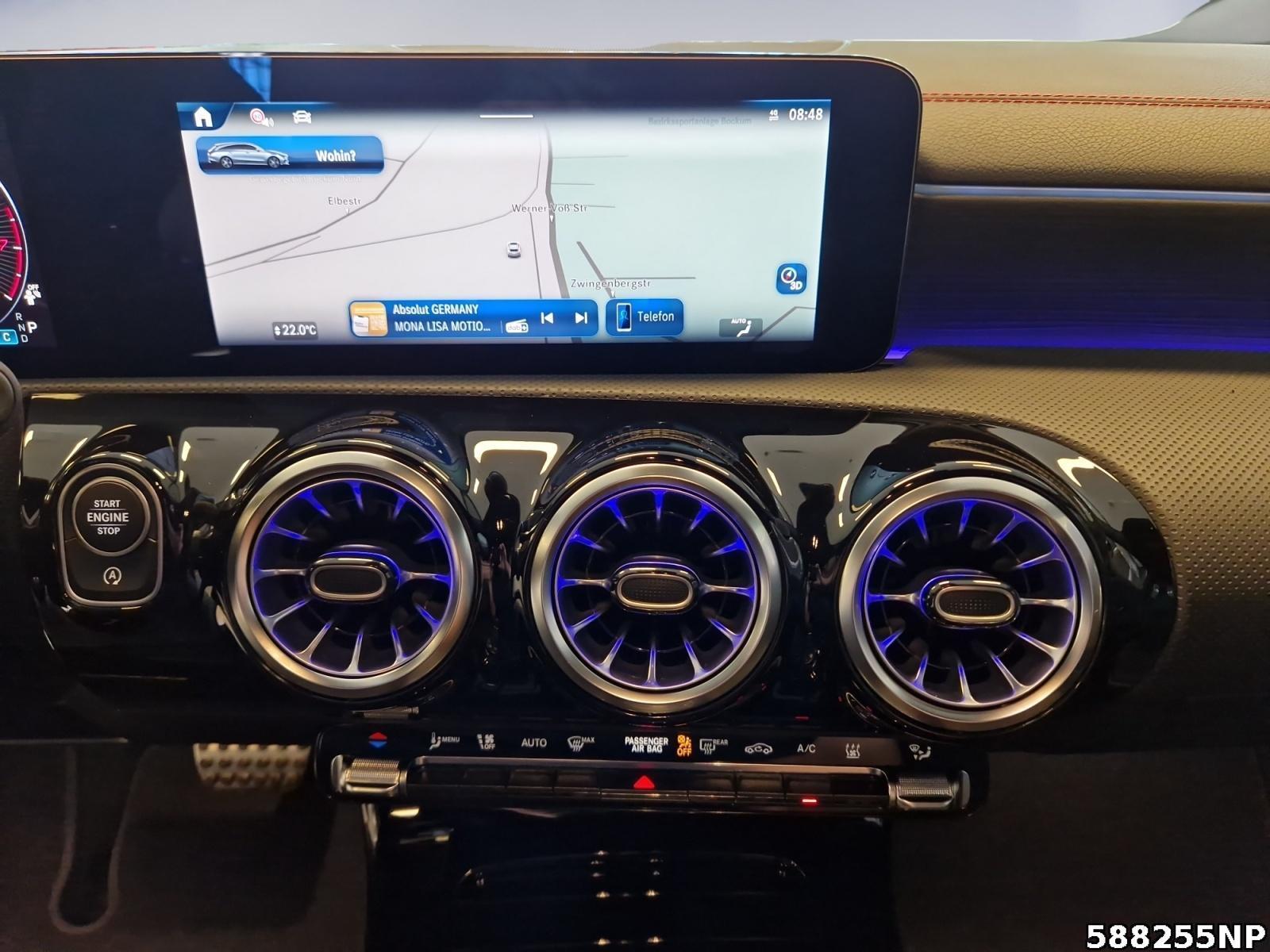 Fahrzeugabbildung Mercedes-Benz CLA 200 Shooting Brake AMG+STHZ+360°+MULTI+GUARD+MEMO+DISTR