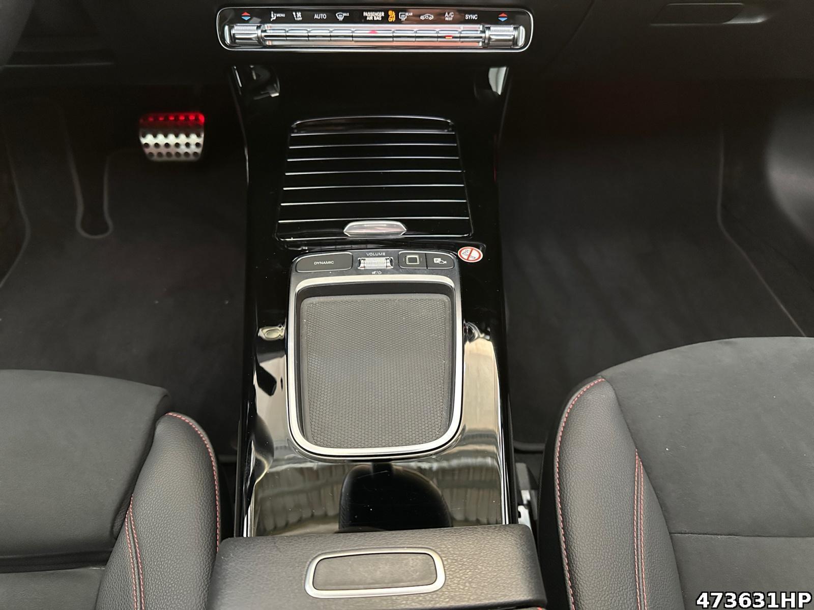 Fahrzeugabbildung Mercedes-Benz A 200 d +AMG+PANO+DISTRONIC+MULTIBEAM+KAM+NIGHT+