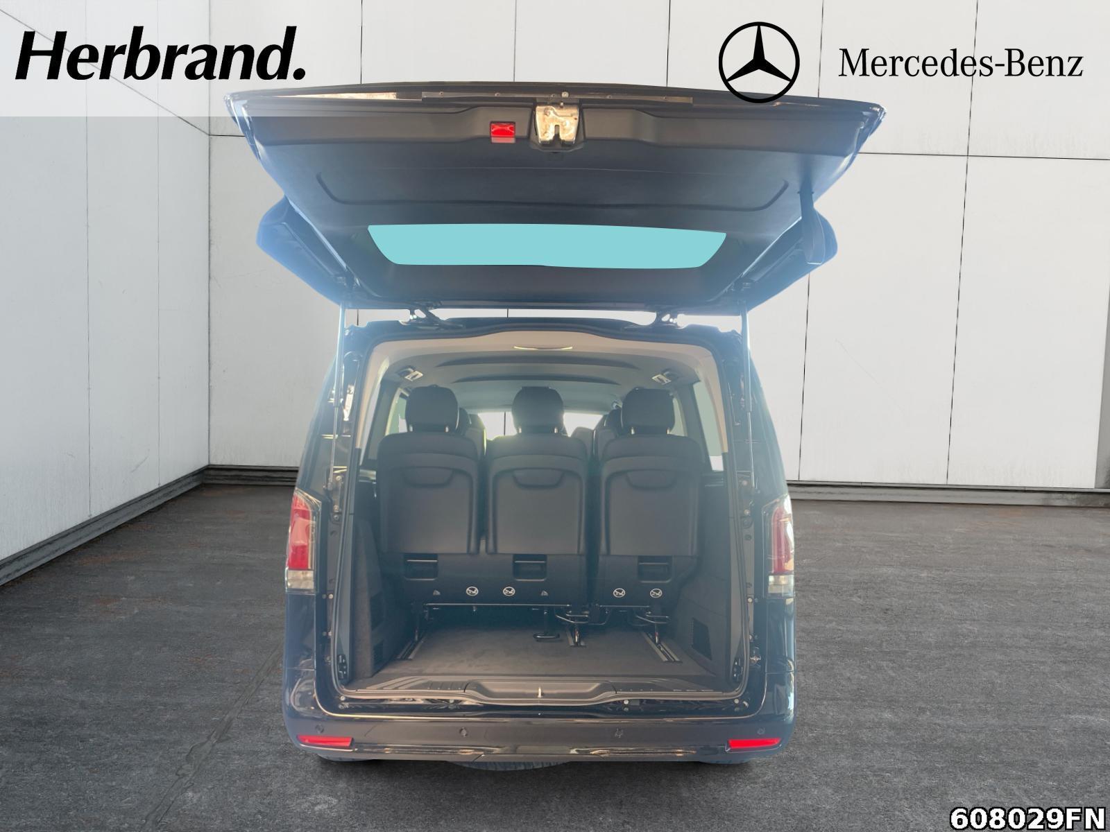 Fahrzeugabbildung Mercedes-Benz Vito 116 TOURER SELECT *MULTIBEAM*LEDER*9 SITZE*