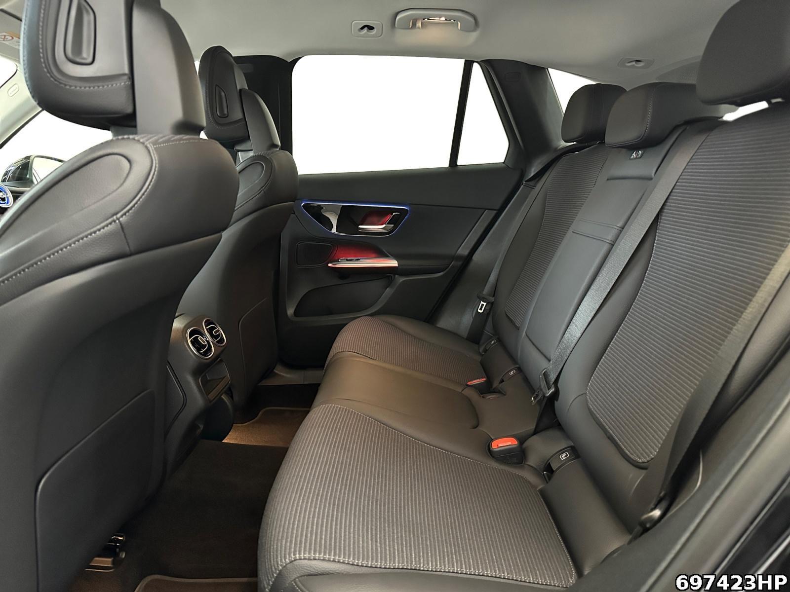 Fahrzeugabbildung Mercedes-Benz GLC 220 d 4M Avantgarde AHK Memory Totw. Spurha