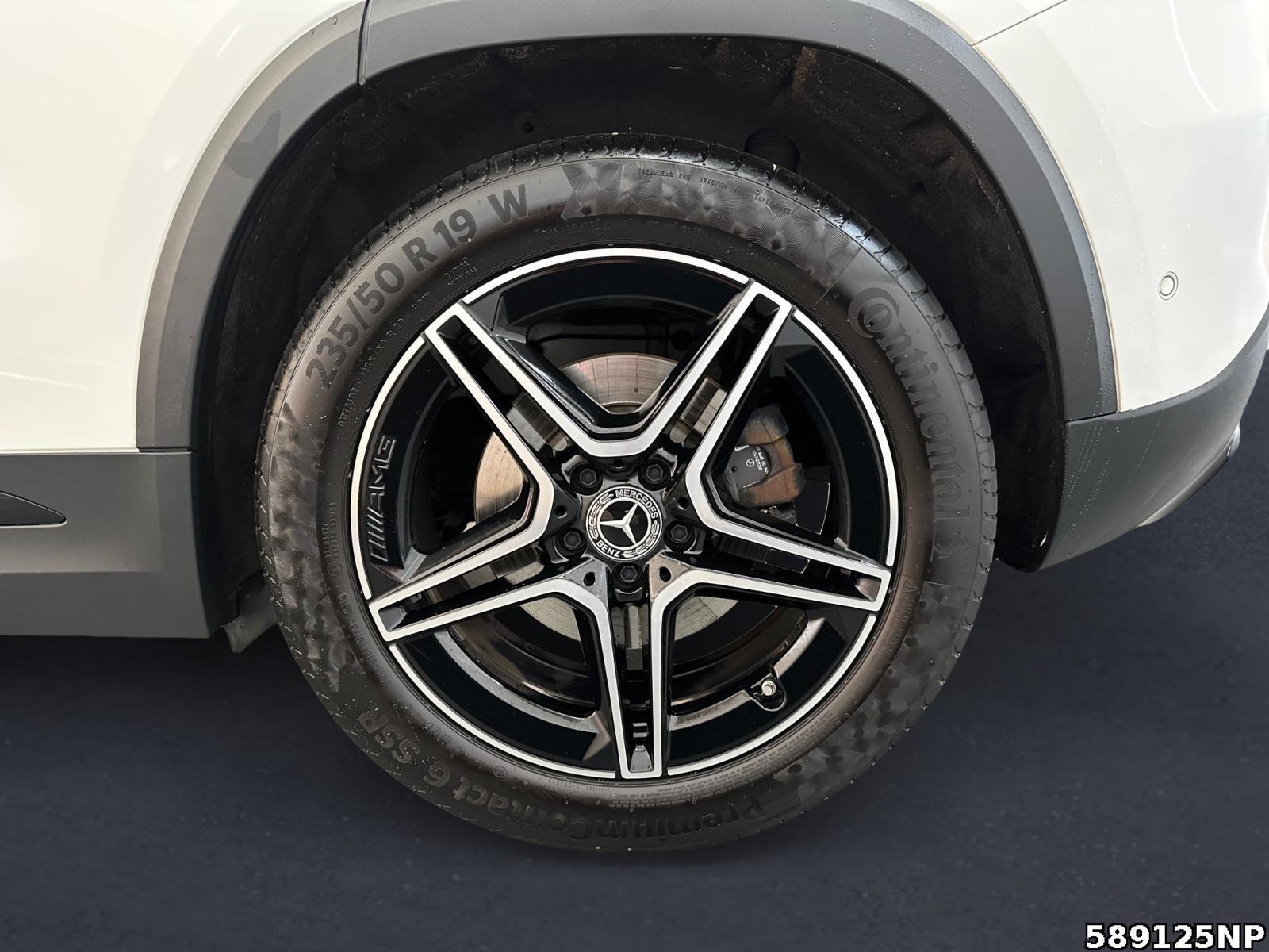 Fahrzeugabbildung Mercedes-Benz GLA 250 Progressive Distronic, Pano, AHK, Night