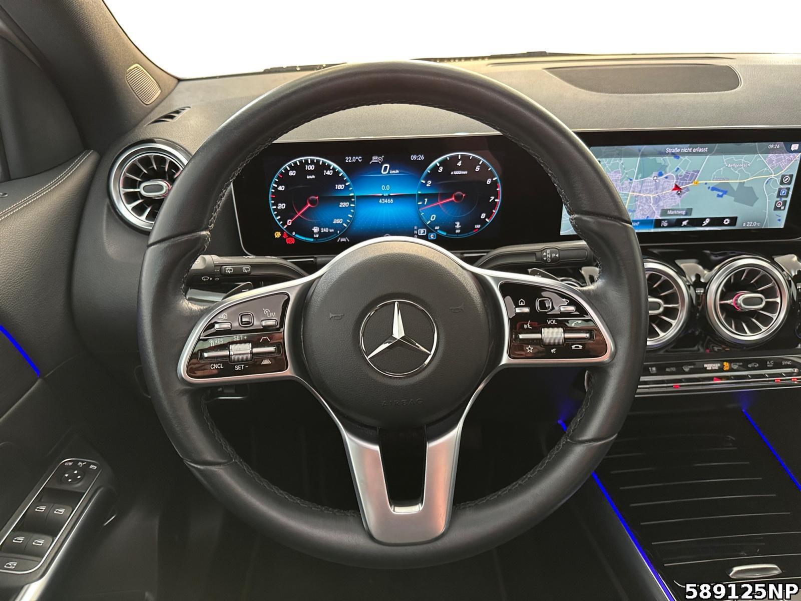 Fahrzeugabbildung Mercedes-Benz GLA 250 Progressive Distronic, Pano, AHK, Night