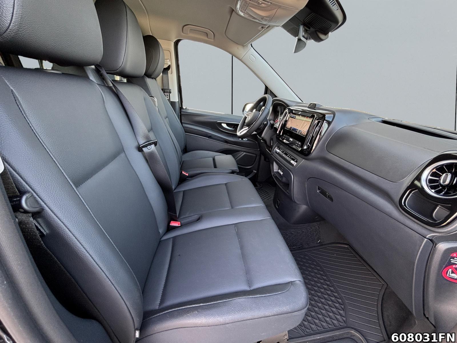 Fahrzeugabbildung Mercedes-Benz Vito 116 CDI lang*'MULTUBEAM*9-Sitzer*MBUX*