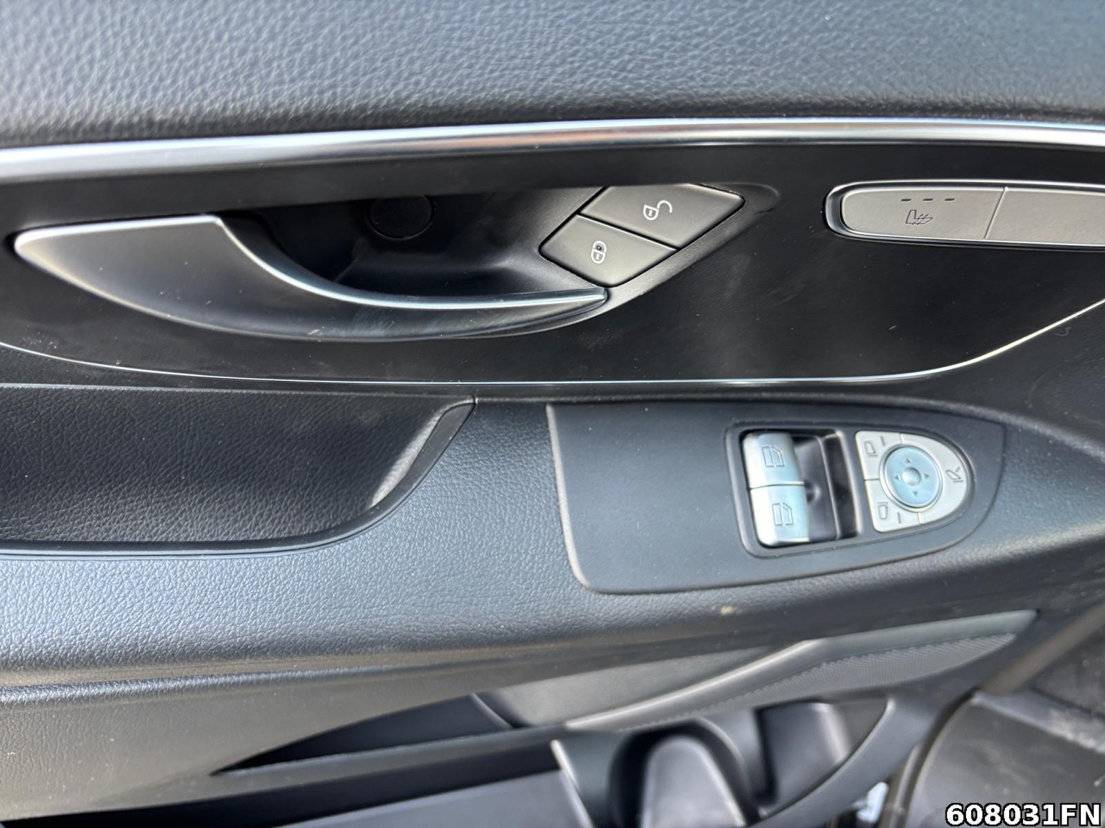 Fahrzeugabbildung Mercedes-Benz Vito 116 CDI lang*'MULTUBEAM*9-Sitzer*MBUX*