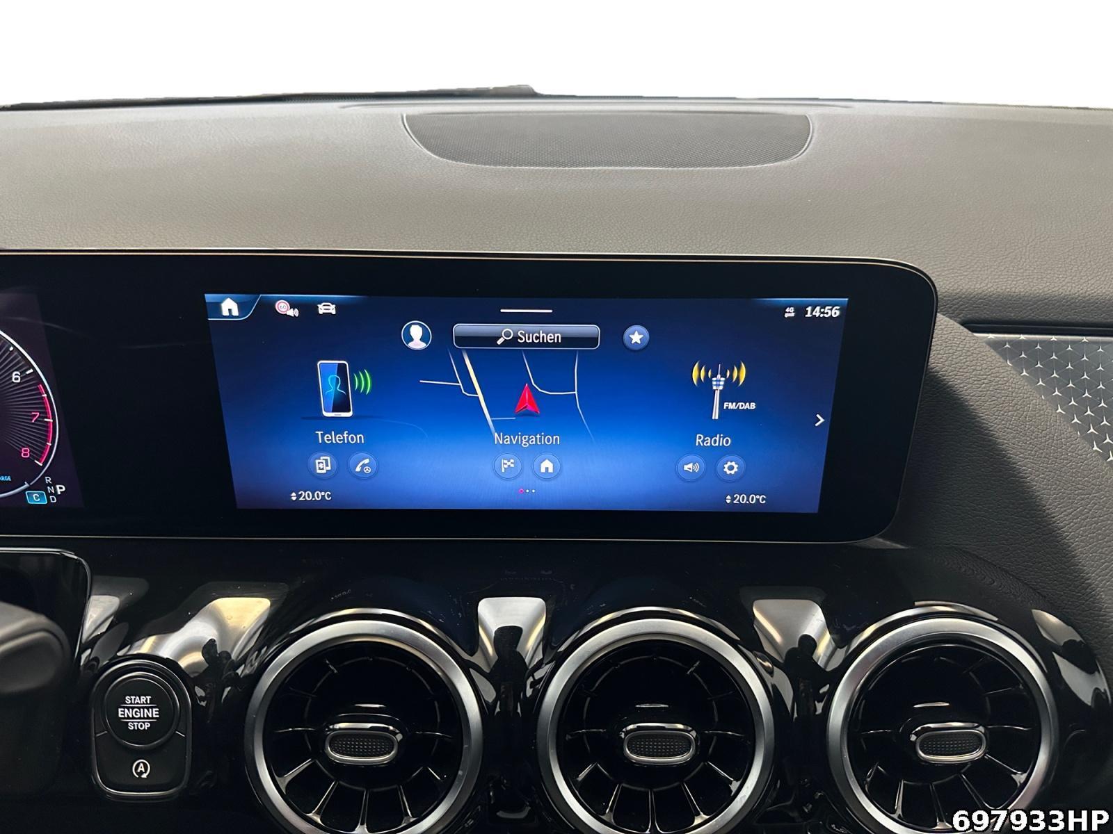 Fahrzeugabbildung Mercedes-Benz GLA 200 Progressive DISTRONIC AHK Kamera 18
