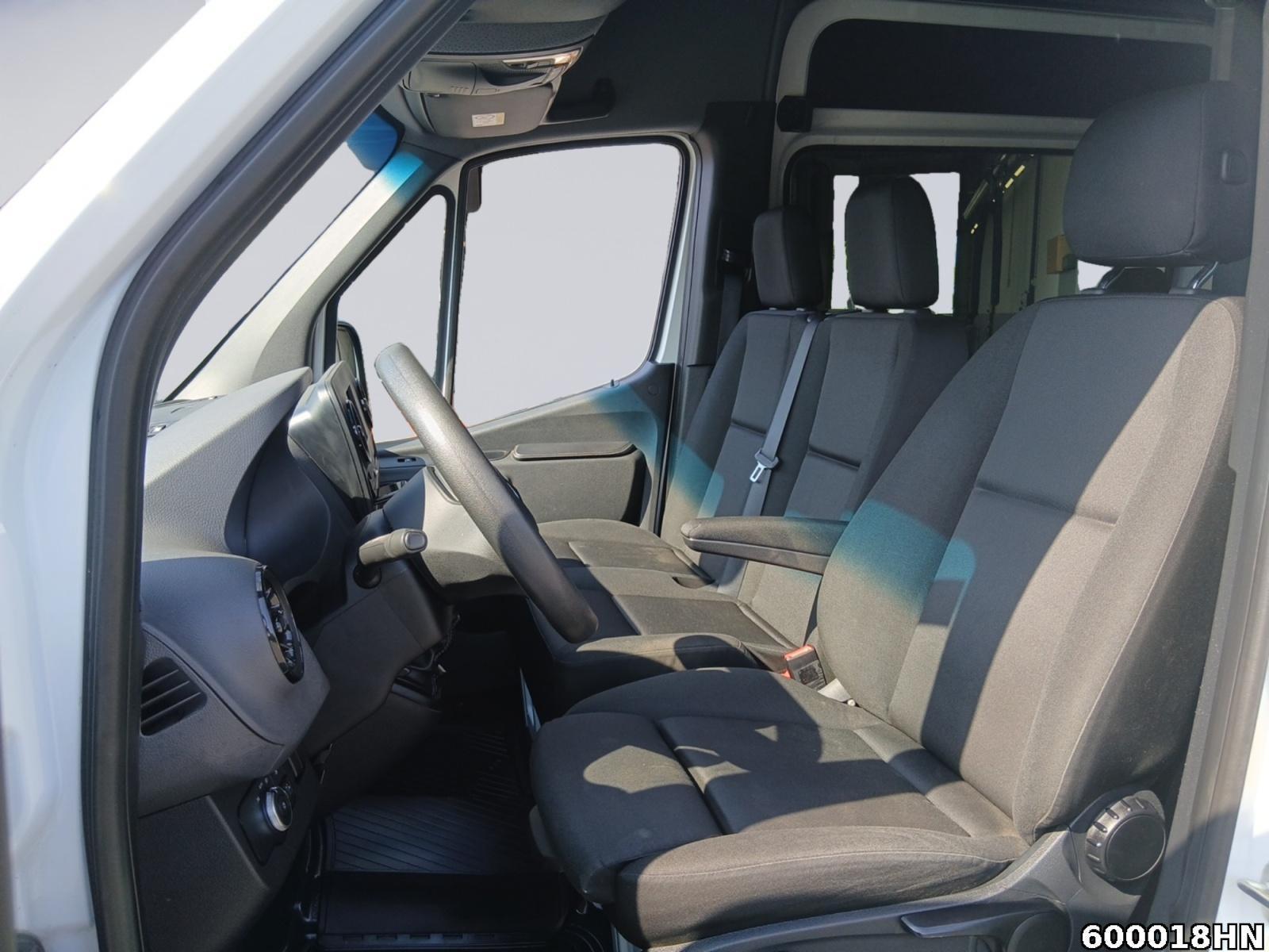 Fahrzeugabbildung Mercedes-Benz Sprinter 315 CDI Mixto L2H2 Standh*Tempo*Kam*