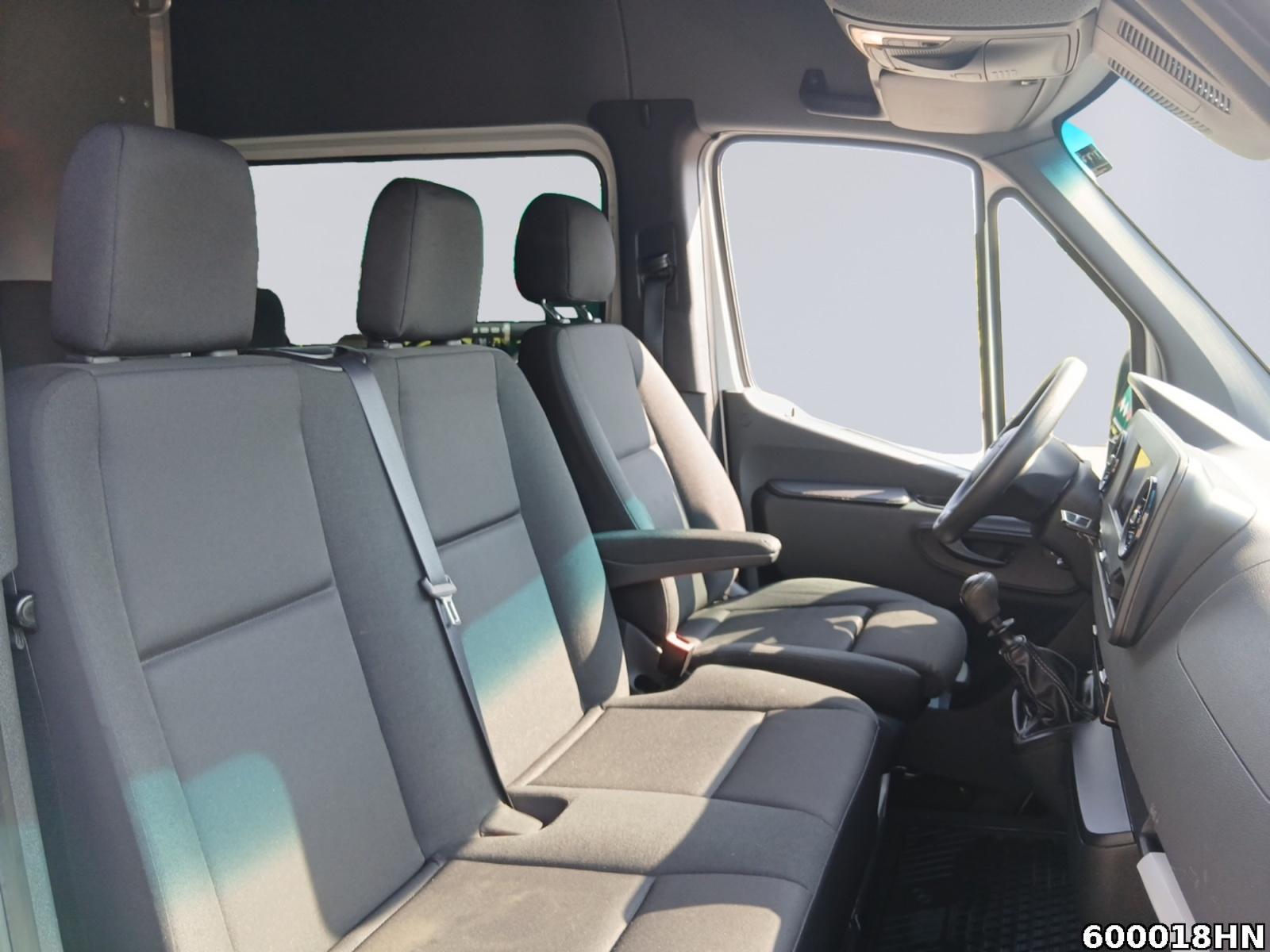 Fahrzeugabbildung Mercedes-Benz Sprinter 315 CDI Mixto L2H2 Standh*Tempo*Kam*