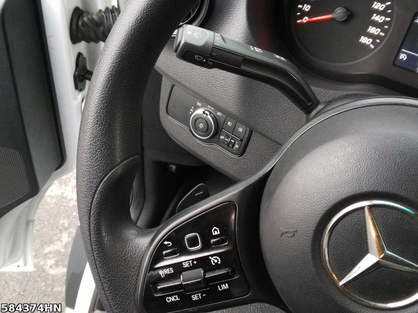 Fahrzeugabbildung Mercedes-Benz Sprinter 316 KA L2H2 AHK*360° Kam*Schwings*Temp