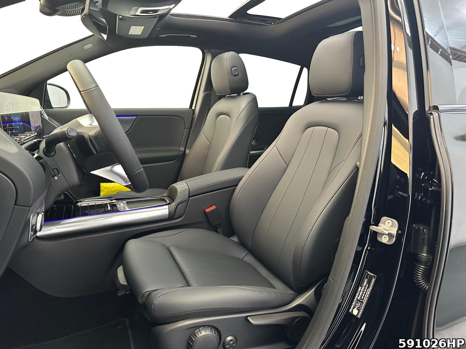 Fahrzeugabbildung Mercedes-Benz GLA 200 +EDITION+NIGHT+AHK+MULTIBEAM+PANO+