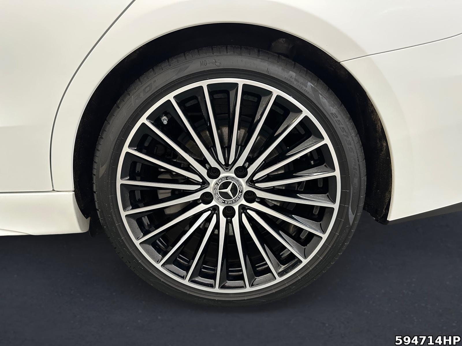 Fahrzeugabbildung Mercedes-Benz C 300 d AMG DIGITAL L. 360° Kam. Night DISTRONIC