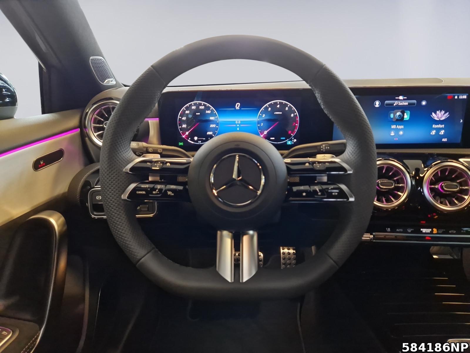 Fahrzeugabbildung Mercedes-Benz A 200 Kompaktlimousine AMG+BURMESTER+MULTIB+360°