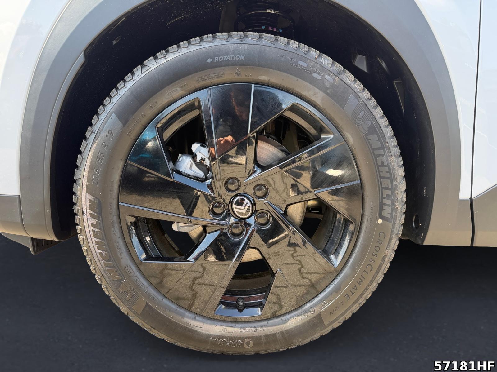 Fahrzeugabbildung Citroën C5 Aircross PLUS 145*Totwinkel*Navi*