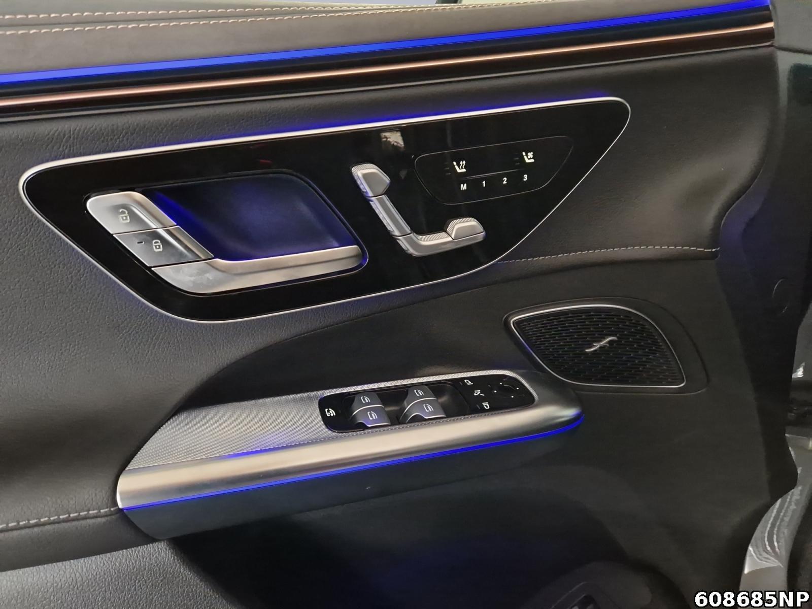Fahrzeugabbildung Mercedes-Benz EQE SUV 350+ Electric Art AHK Memory Sitzklima