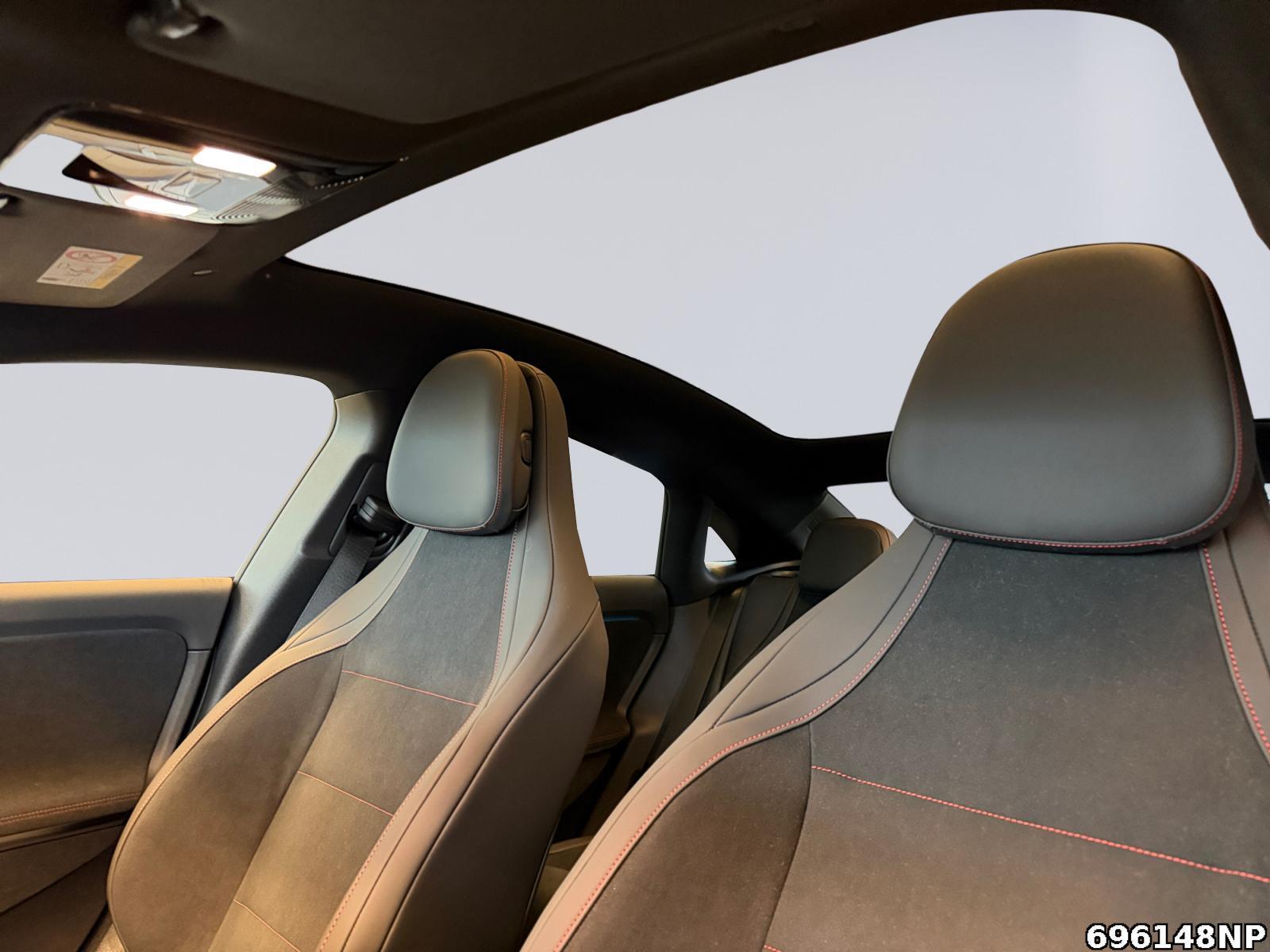 Fahrzeugabbildung Mercedes-Benz CLA 200 AMG+AHK+MULTIBEAM+BURMESTER+KEYLESS+19°