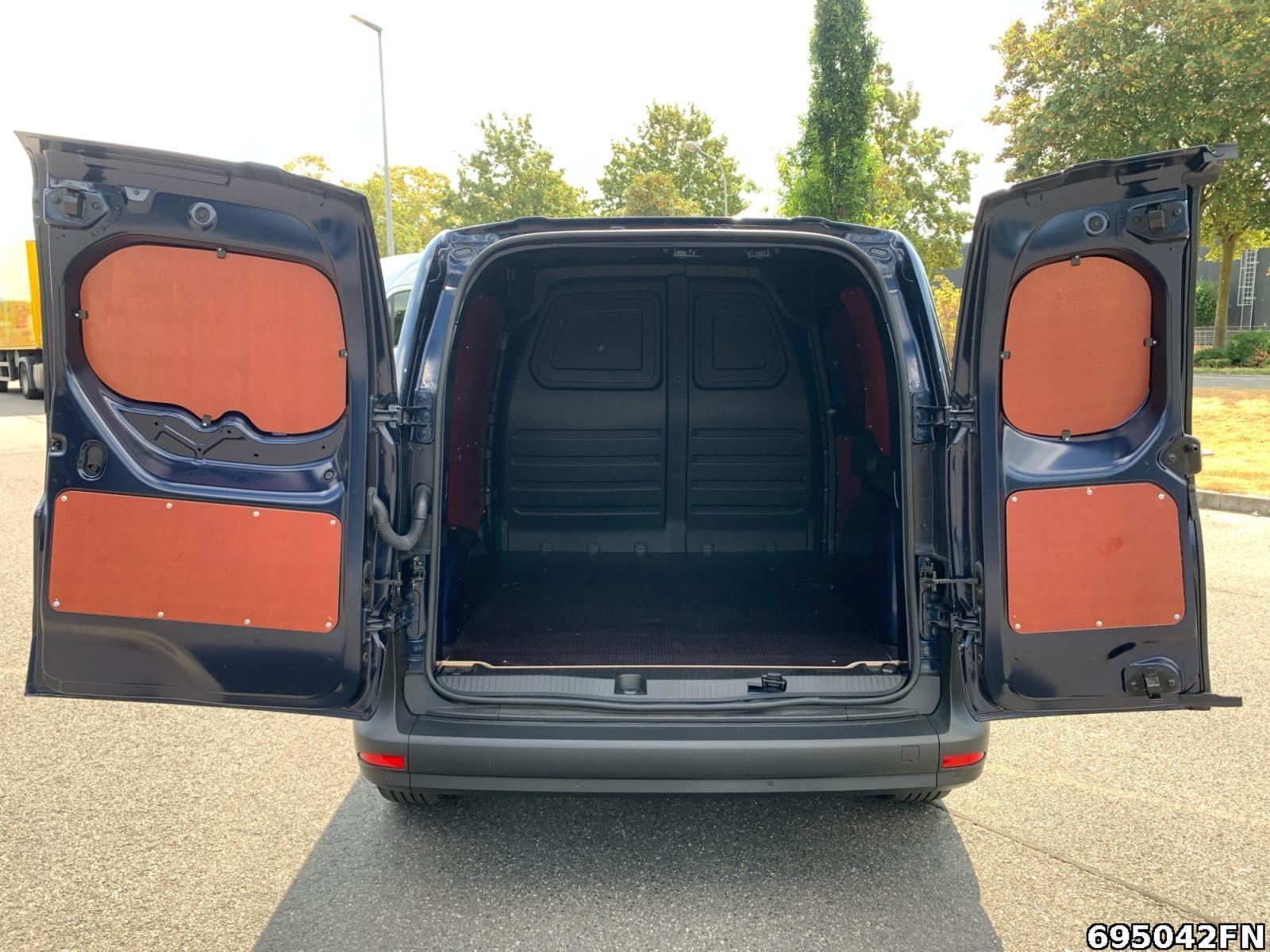 Fahrzeugabbildung Mercedes-Benz Citan 108 BASE *KLIMA*KAMERA*CARPLAY*HECKTÜREN*