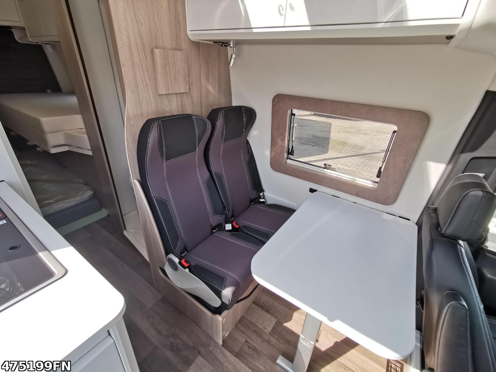 Fahrzeugabbildung Kabe Van 690 LB 4x4