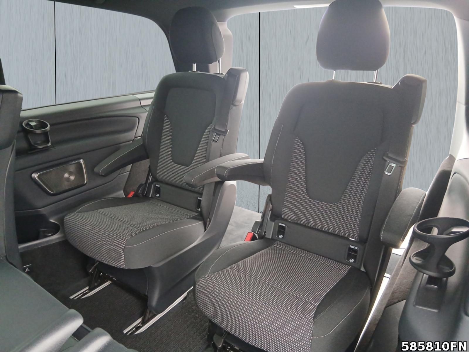 Fahrzeugabbildung Mercedes-Benz V 300 STYLE/L *8-SITZER*BURMESTER*AHK*DISTRONIC*