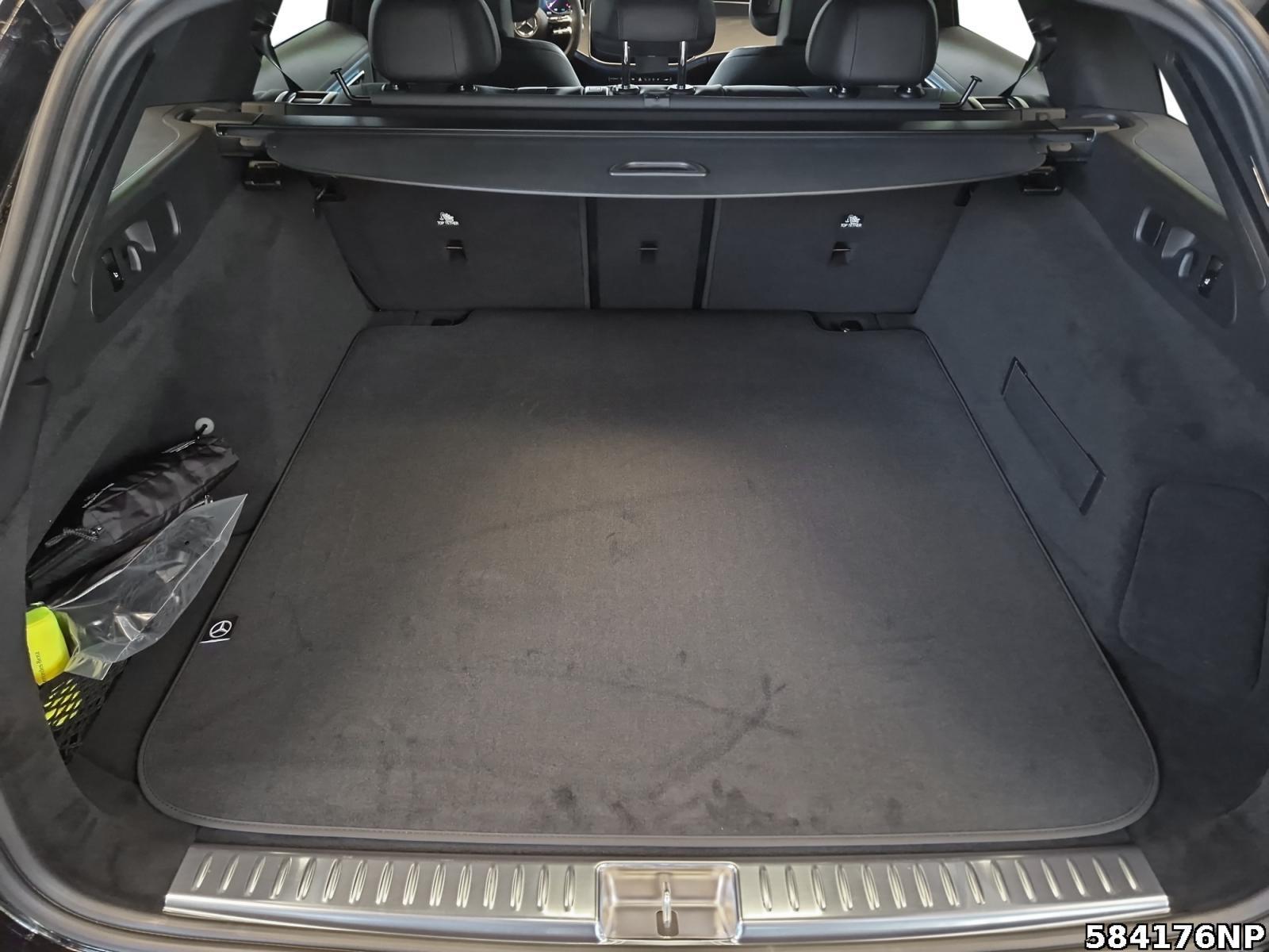 Fahrzeugabbildung Mercedes-Benz E 220 d T-Modell EDITION+AMG+AHK+DISTRO+HUD+NIGH