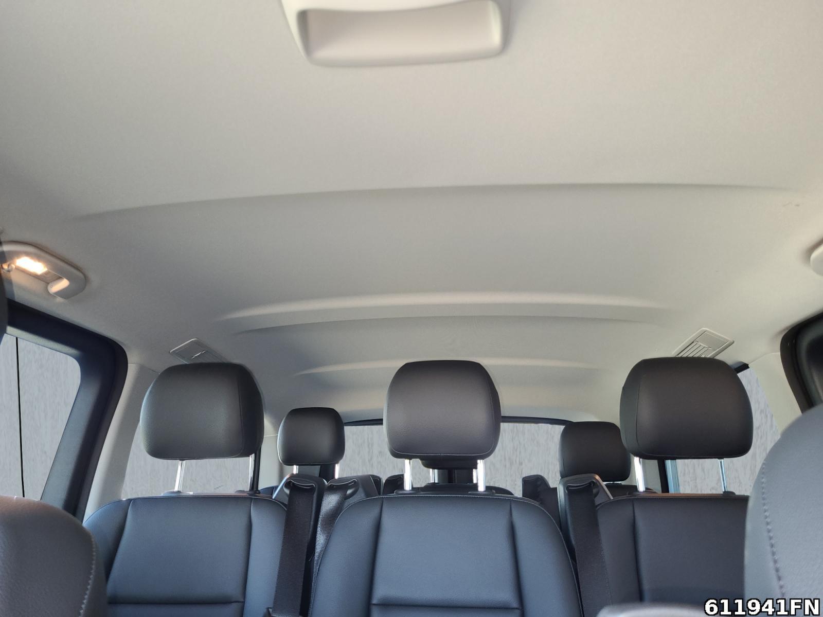 Fahrzeugabbildung Mercedes-Benz Vito 119 CDI Tourer lang 4M*LED*E-Sitze*8-Sitz*