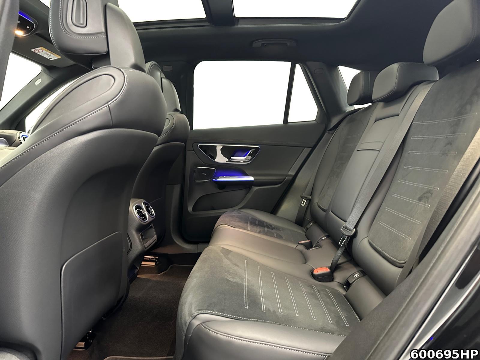 Fahrzeugabbildung Mercedes-Benz GLC 300 e 4M AMG Pano AHK 360° MEMORY DISTRONIC