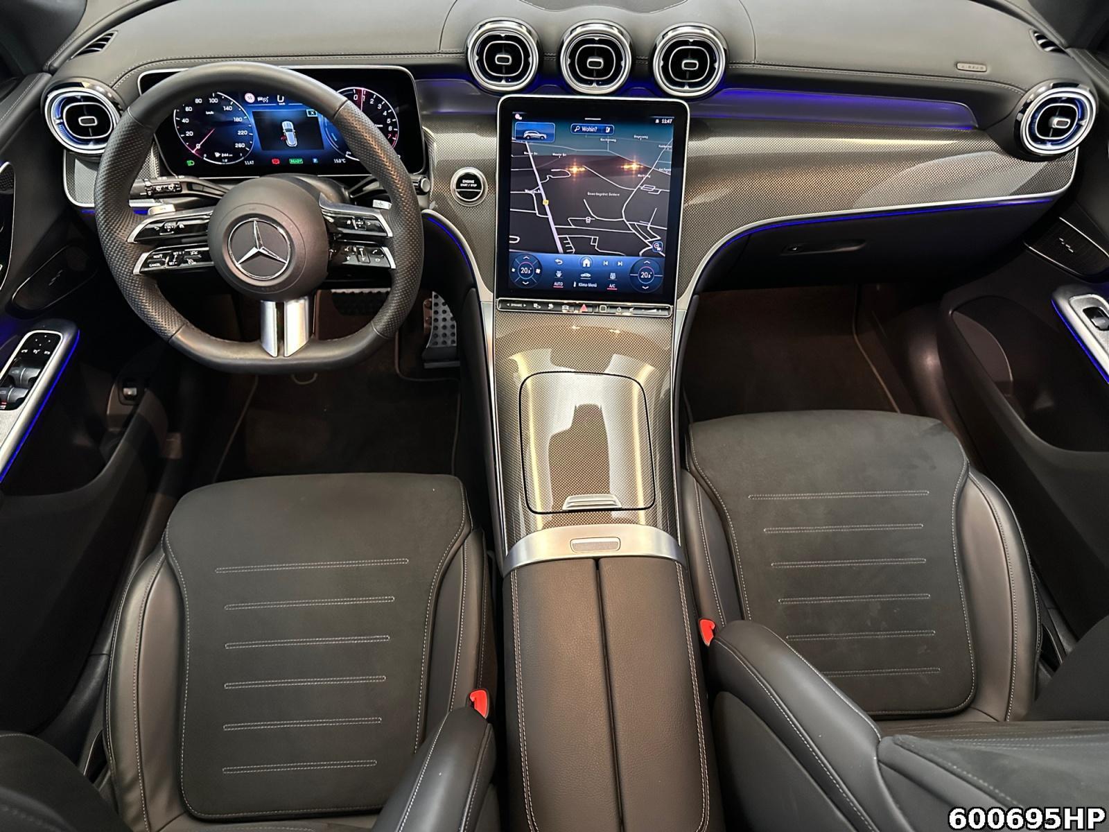 Fahrzeugabbildung Mercedes-Benz GLC 300 e 4M AMG Pano AHK 360° MEMORY DISTRONIC