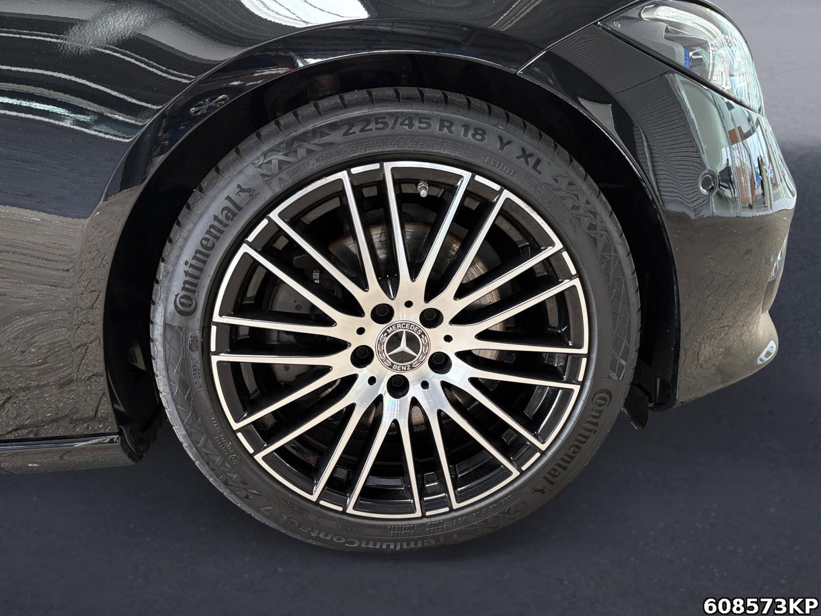 Fahrzeugabbildung Mercedes-Benz C 220 d T Avantgarde Pano Distronic360° Standhzg