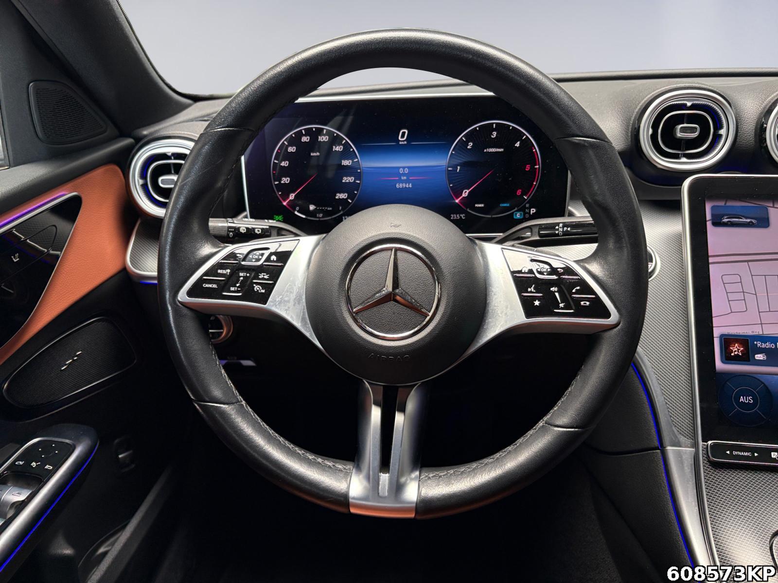 Fahrzeugabbildung Mercedes-Benz C 220 d T Avantgarde Pano Distronic360° Standhzg