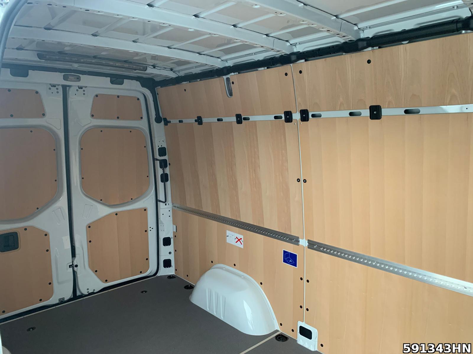 Fahrzeugabbildung Mercedes-Benz Sprinter 319 L2H2 SELECT *LED*AHK*DISTRONIC*NAVI