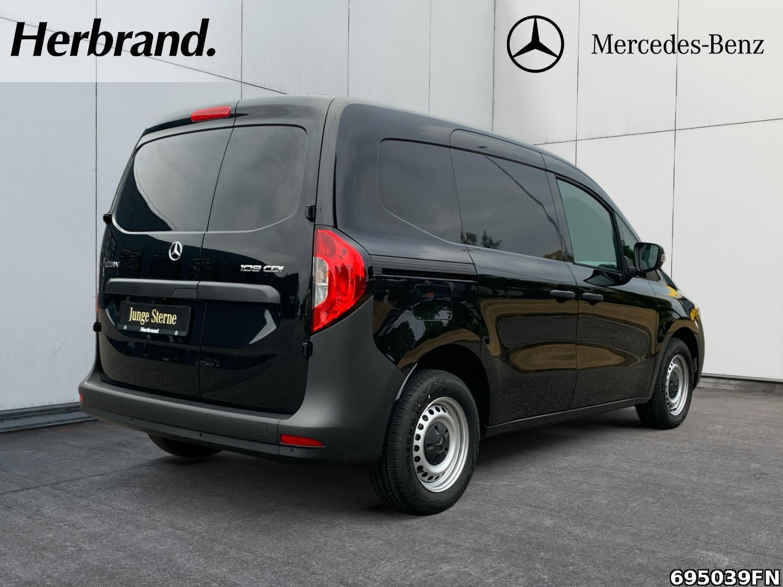 Fahrzeugabbildung Mercedes-Benz Citan 108 BASE *KLIMA**KAMERA**MBUX**HECKTÜREN*