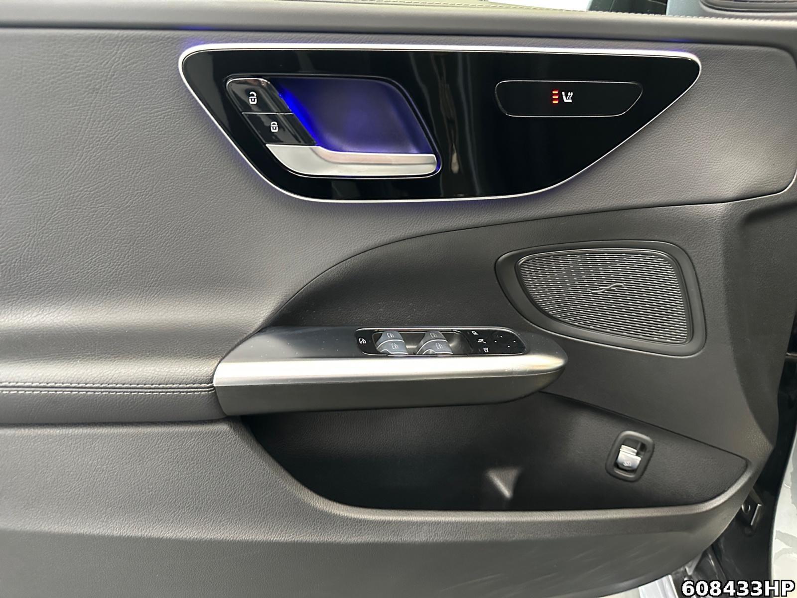 Fahrzeugabbildung Mercedes-Benz C 300 d T AMG Night Distronic 360° Ambiente DAB