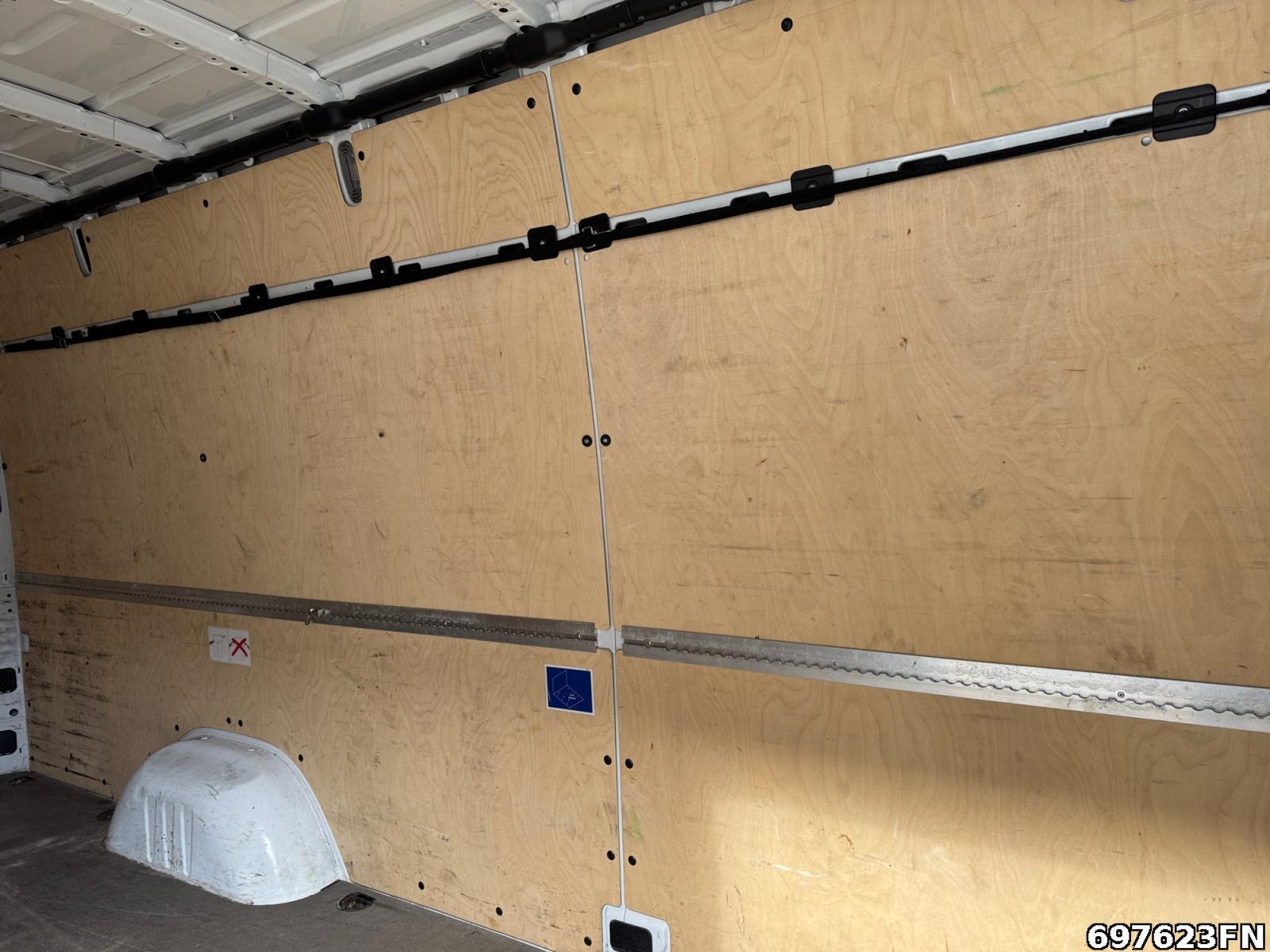 Fahrzeugabbildung Mercedes-Benz Sprinter 317 CDI Kasten Hochdach Lang*MBUX*AHK