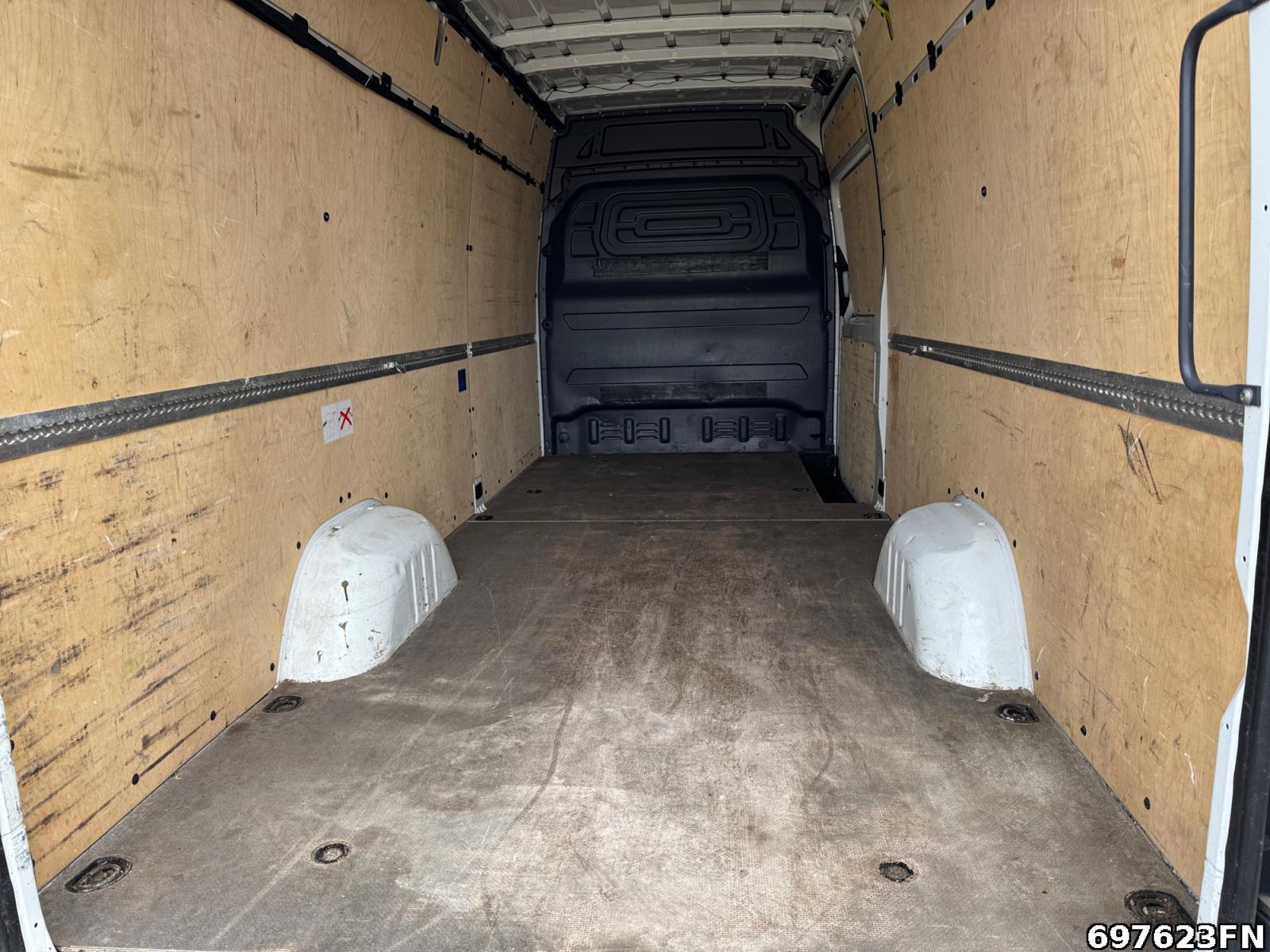 Fahrzeugabbildung Mercedes-Benz Sprinter 317 CDI Kasten Hochdach Lang*MBUX*AHK