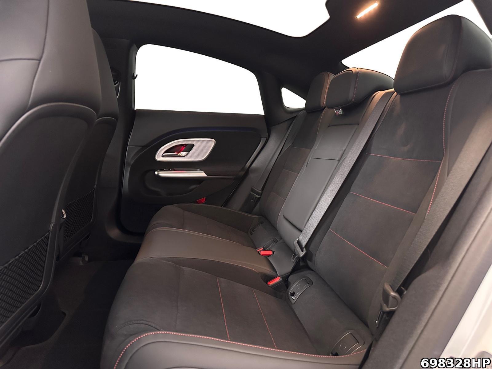 Fahrzeugabbildung Mercedes-Benz CLA 250 +AMG+MEMORY+KAMERA+WINTERPAK+NIGHT+