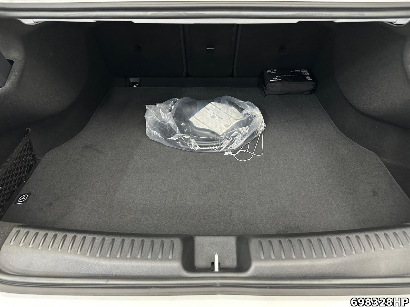 Fahrzeugabbildung Mercedes-Benz CLA 250 +AMG+MEMORY+KAMERA+WINTERPAK+NIGHT+