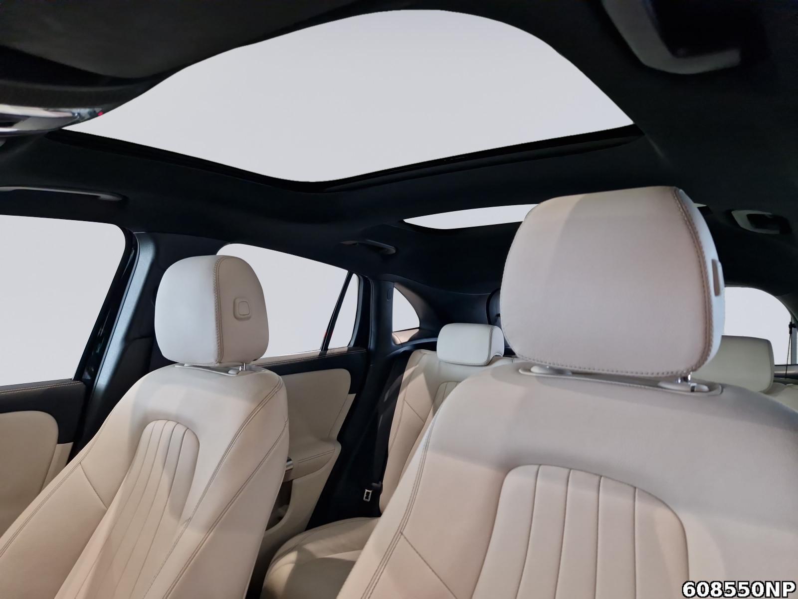 Fahrzeugabbildung Mercedes-Benz GLA 250 e Progressive CarPlay PanoSD Ambiente .