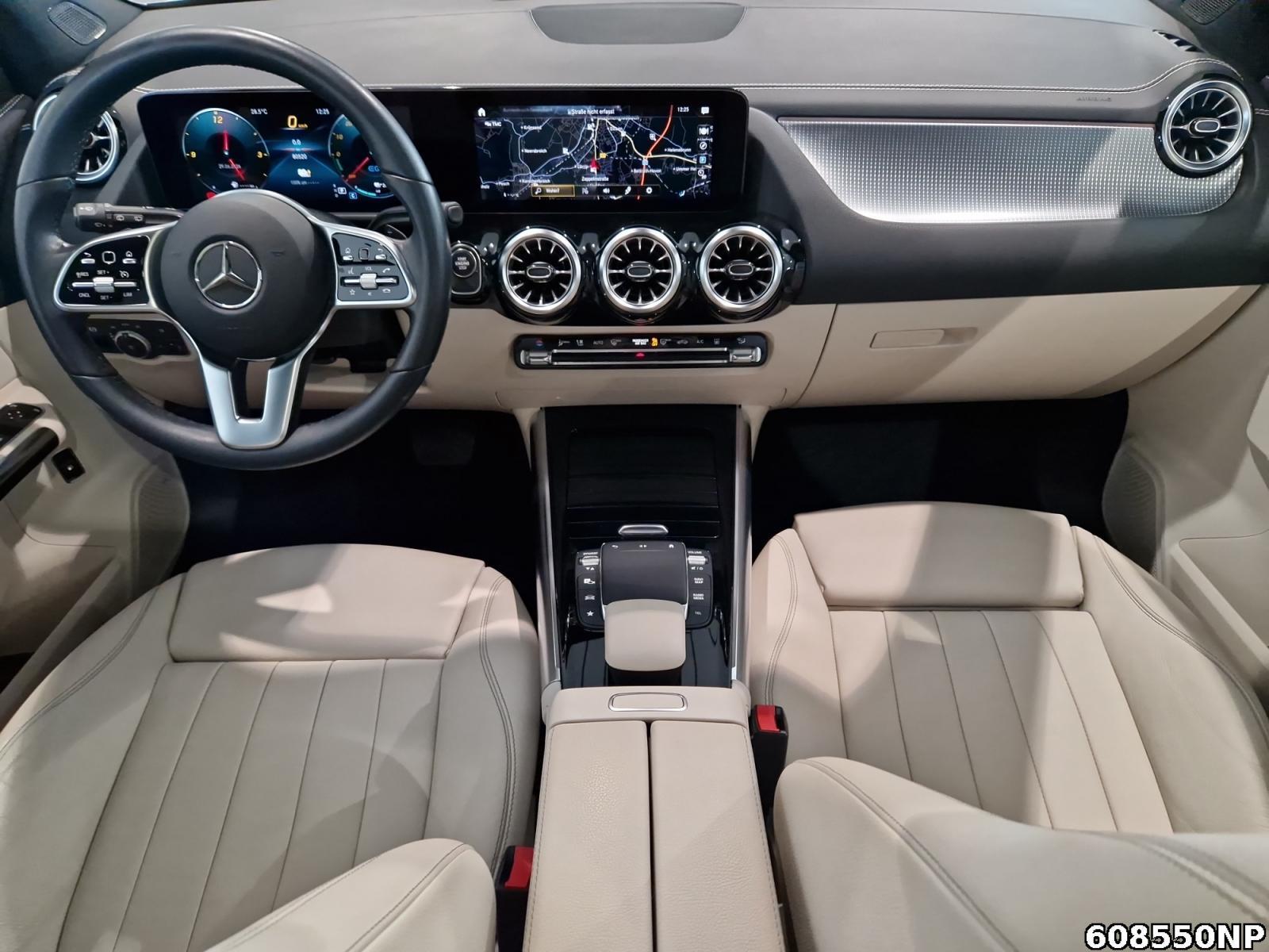 Fahrzeugabbildung Mercedes-Benz GLA 250 e Progressive CarPlay PanoSD Ambiente .