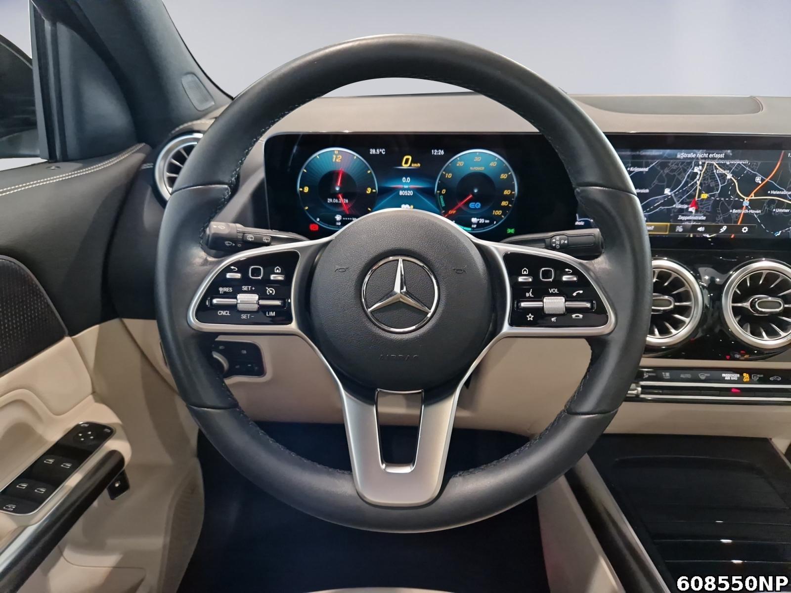 Fahrzeugabbildung Mercedes-Benz GLA 250 e Progressive CarPlay PanoSD Ambiente .