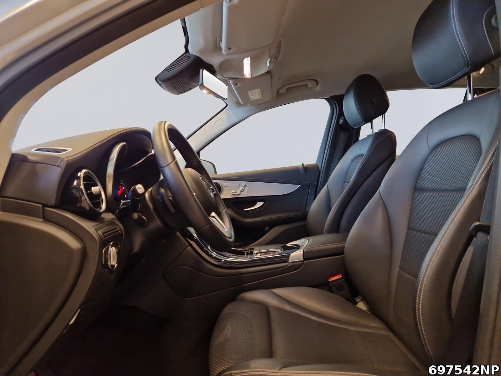 Fahrzeugabbildung Mercedes-Benz GLC 220 d 4M Kamera Memory AHK Sitzhzg LED DAB.