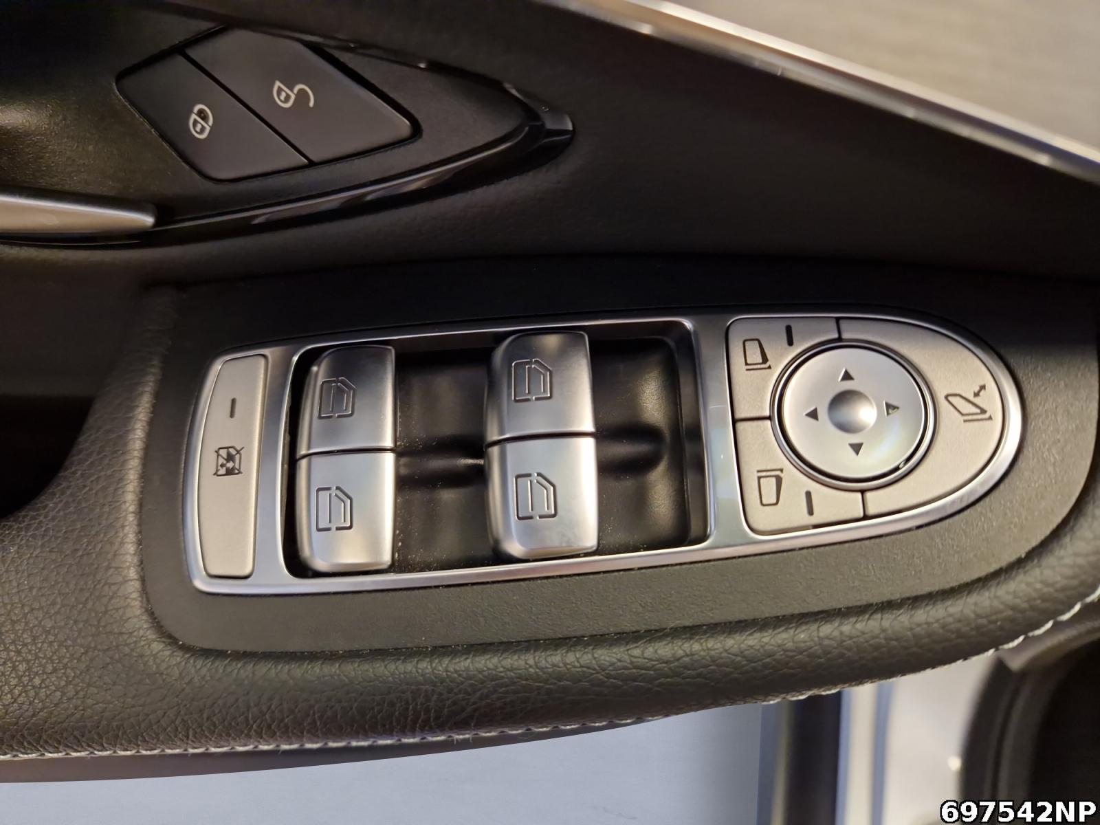 Fahrzeugabbildung Mercedes-Benz GLC 220 d 4M Kamera Memory AHK Sitzhzg LED DAB.