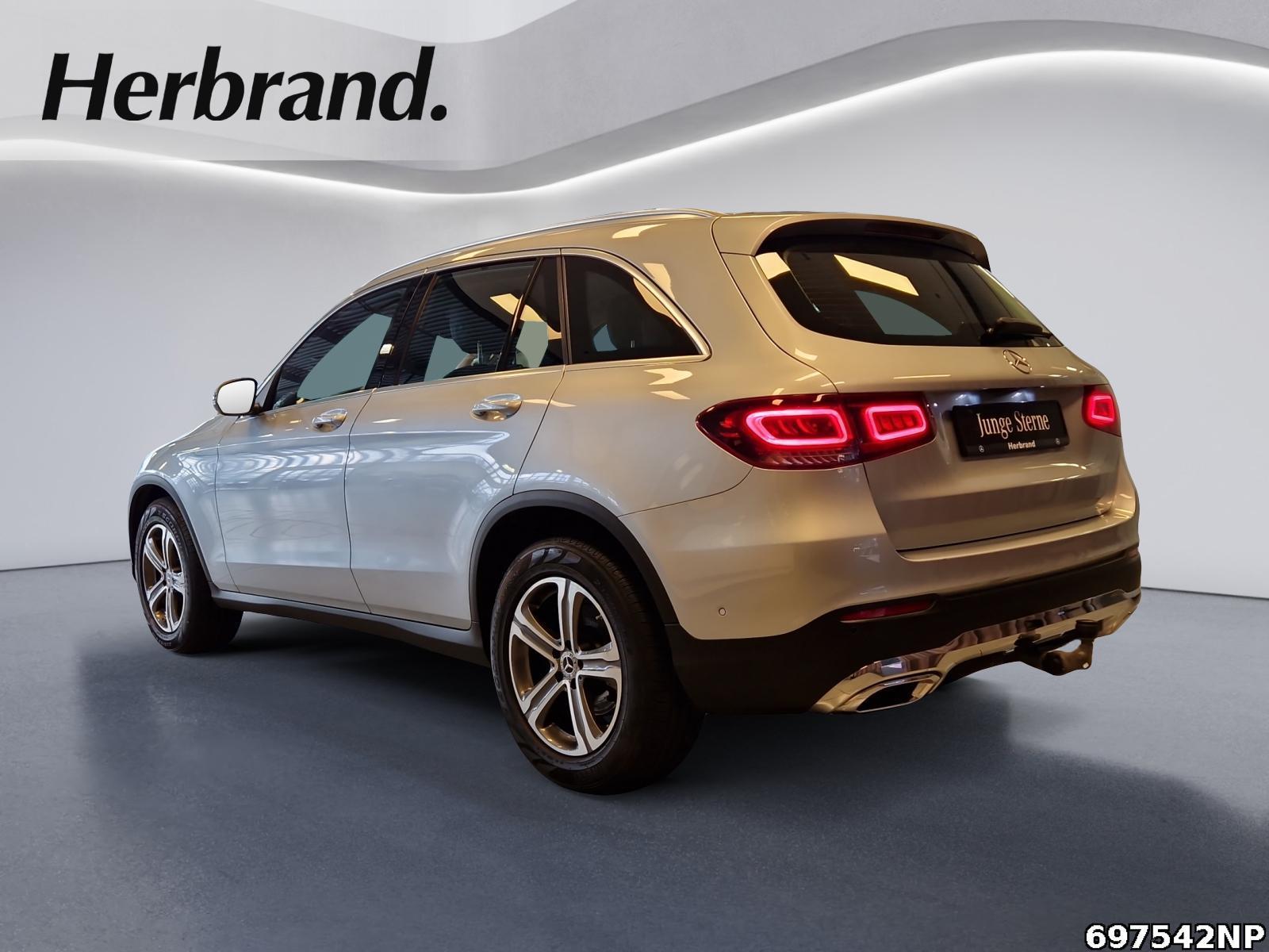Fahrzeugabbildung Mercedes-Benz GLC 220 d 4M Kamera Memory AHK Sitzhzg LED DAB.