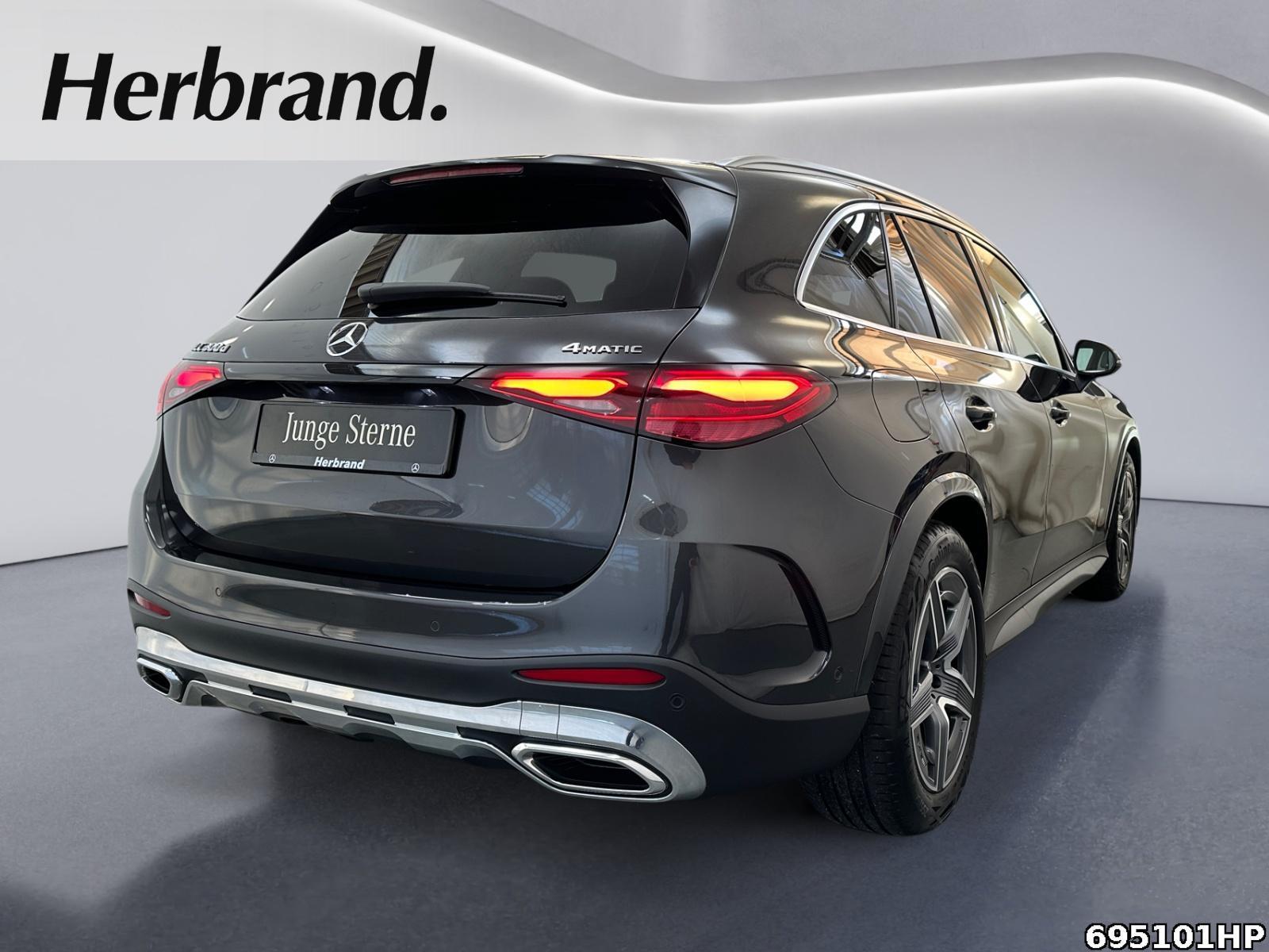 Fahrzeugabbildung Mercedes-Benz GLC 300 d 4M AMG AHK MEMORY CarPlay Distronic