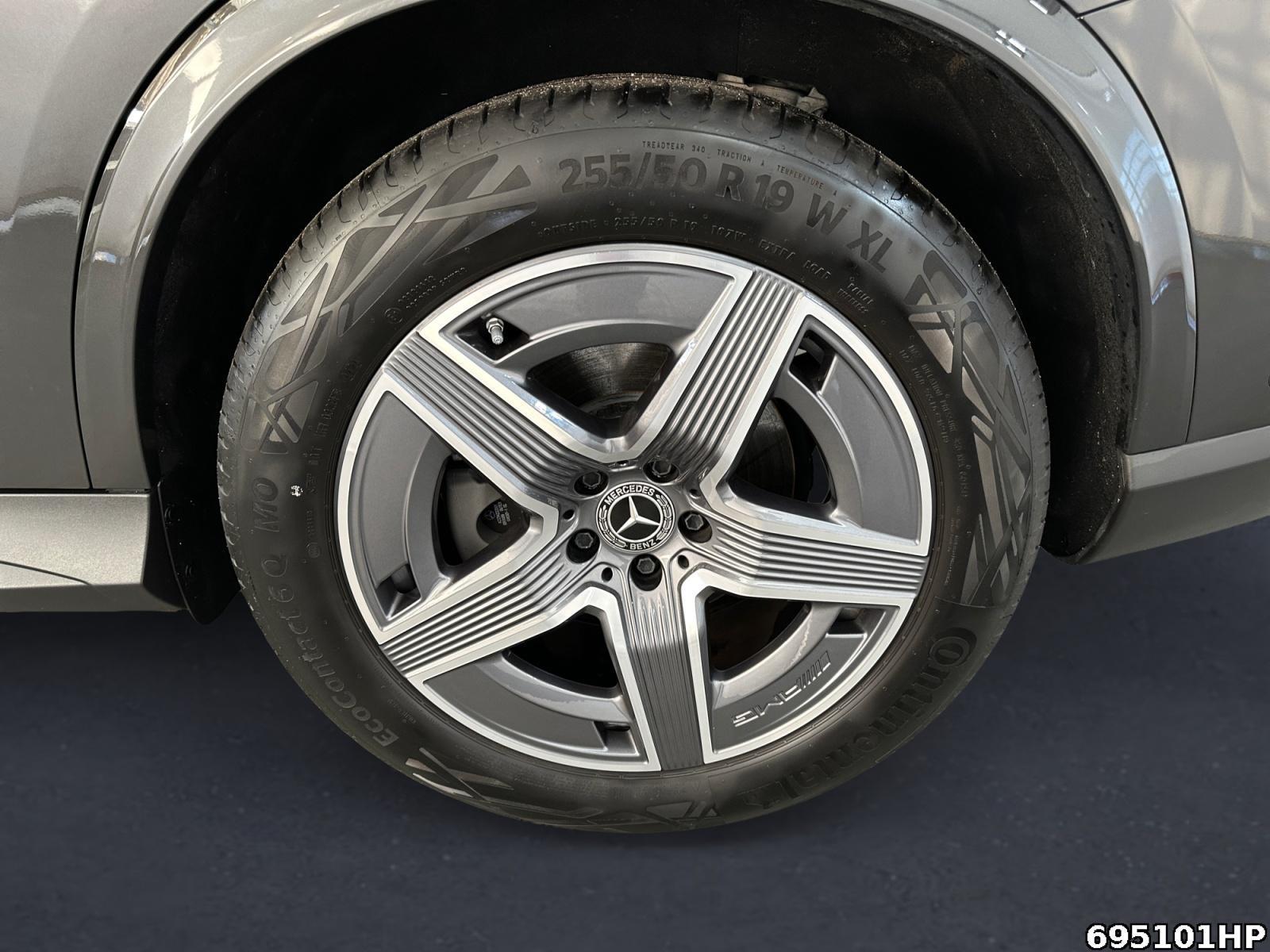 Fahrzeugabbildung Mercedes-Benz GLC 300 d 4M AMG AHK MEMORY CarPlay Distronic