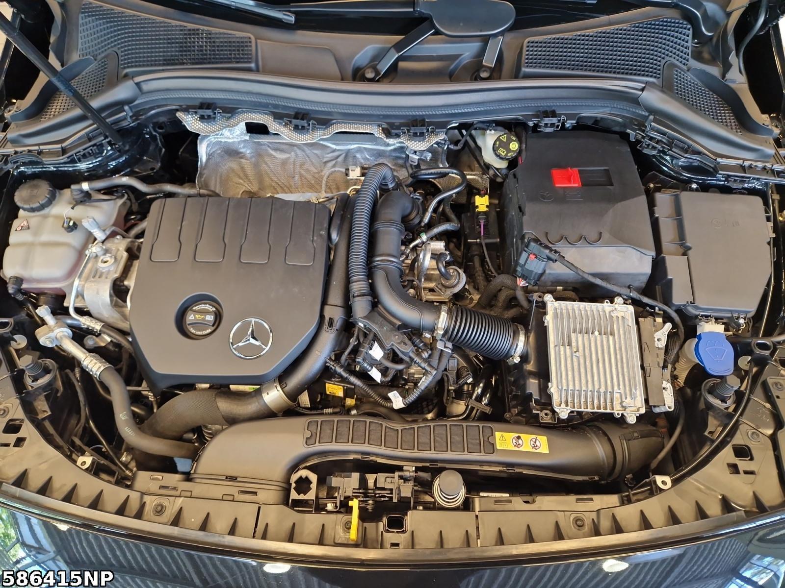 Fahrzeugabbildung Mercedes-Benz B 180 AMG Line LED Kamera Keyless Ambiente 18